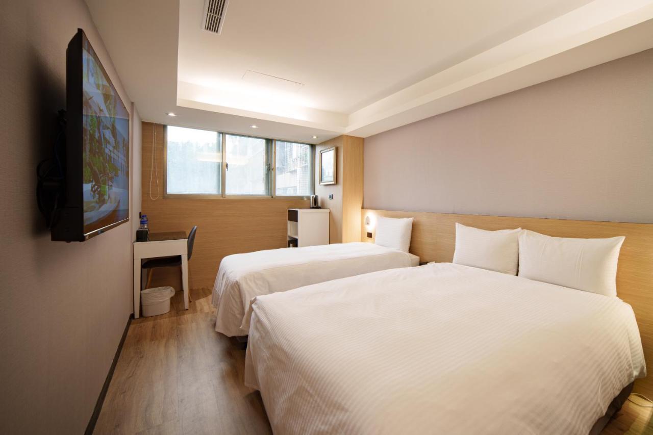 Hub Hotel Тучен Екстер'єр фото