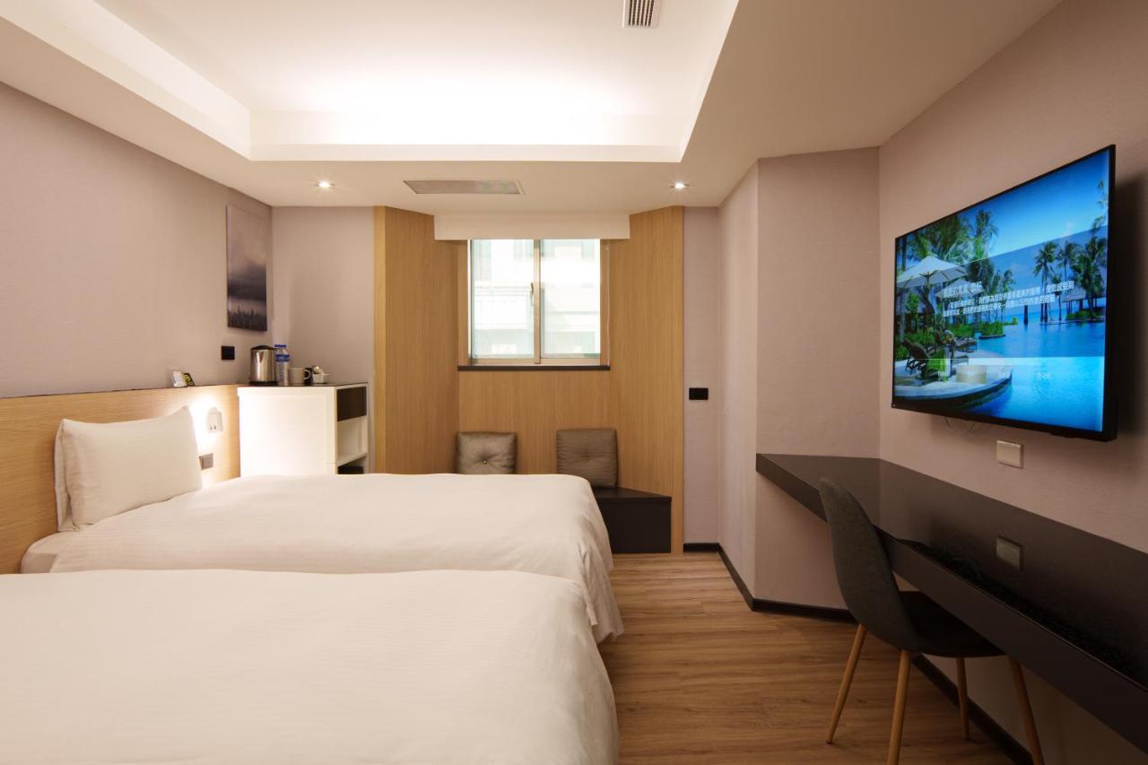 Hub Hotel Тучен Екстер'єр фото