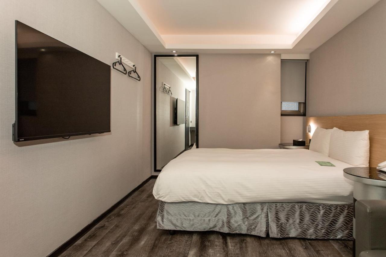 Hub Hotel Тучен Екстер'єр фото