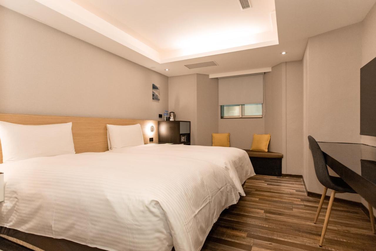 Hub Hotel Тучен Екстер'єр фото