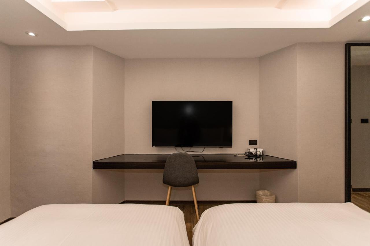Hub Hotel Тучен Екстер'єр фото