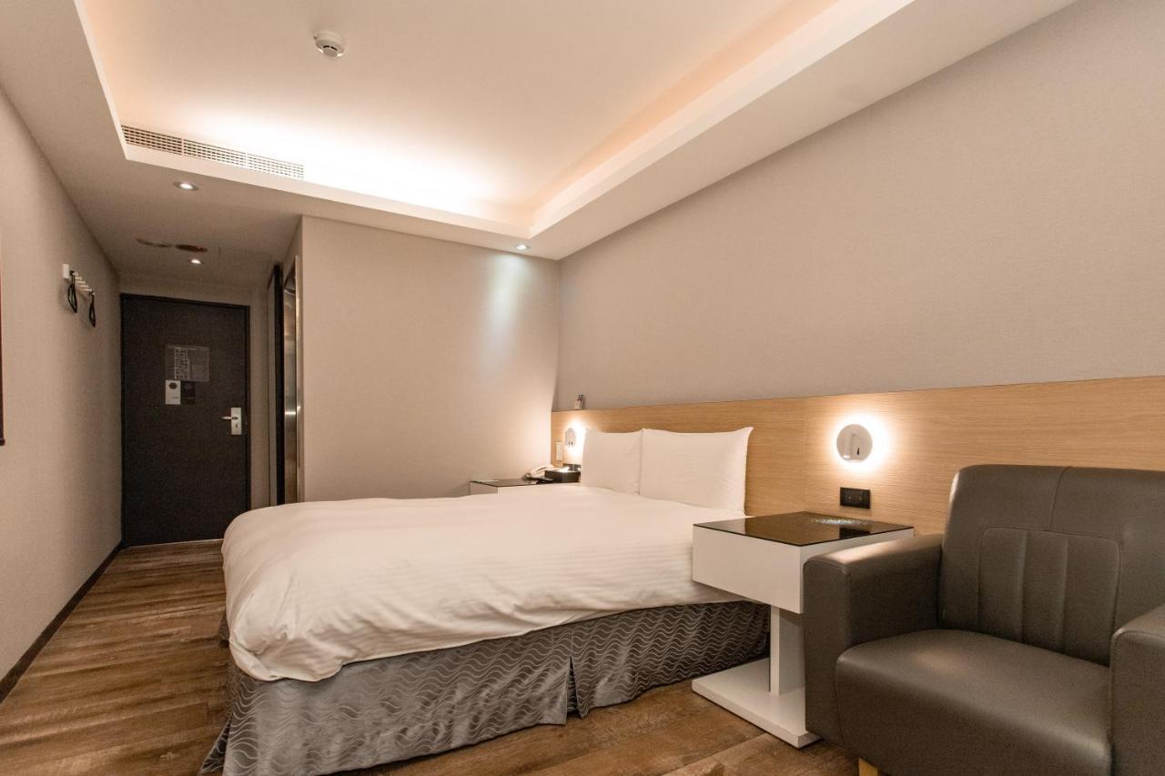 Hub Hotel Тучен Екстер'єр фото