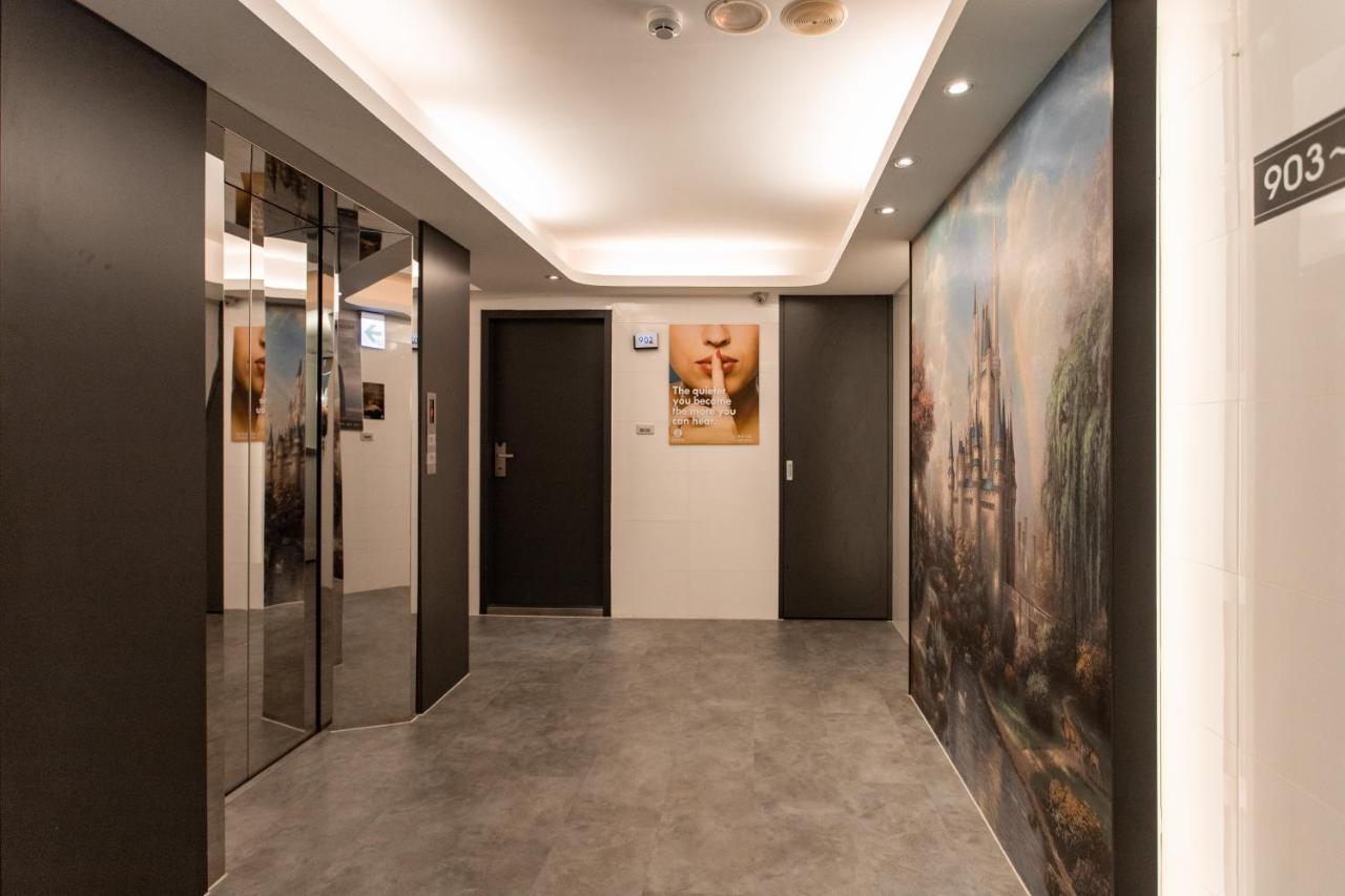Hub Hotel Тучен Екстер'єр фото