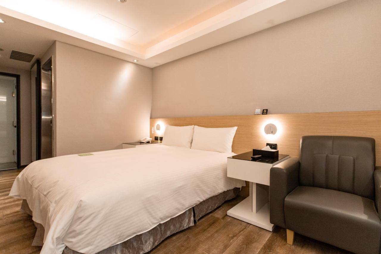 Hub Hotel Тучен Екстер'єр фото