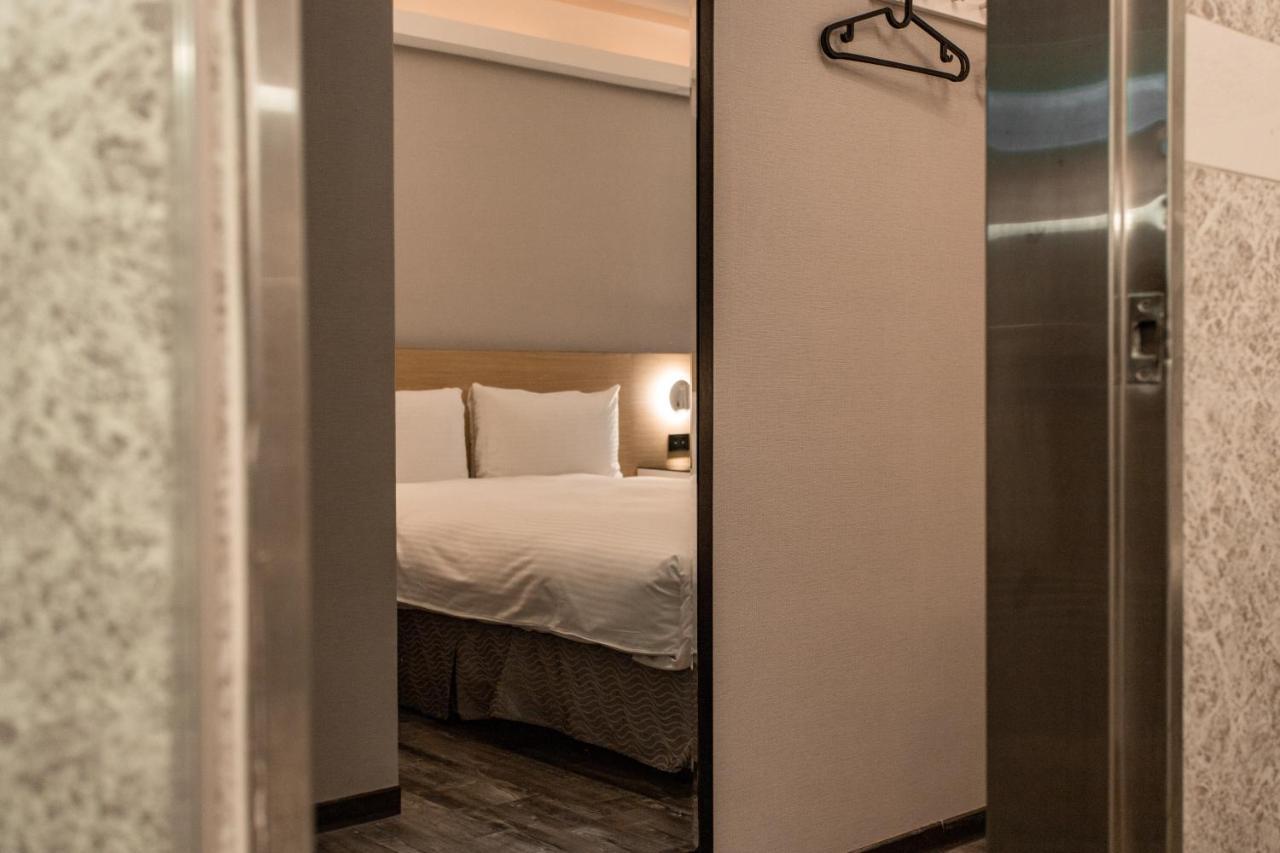 Hub Hotel Тучен Екстер'єр фото