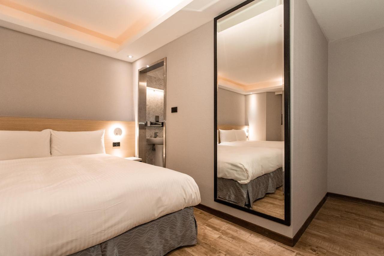 Hub Hotel Тучен Екстер'єр фото