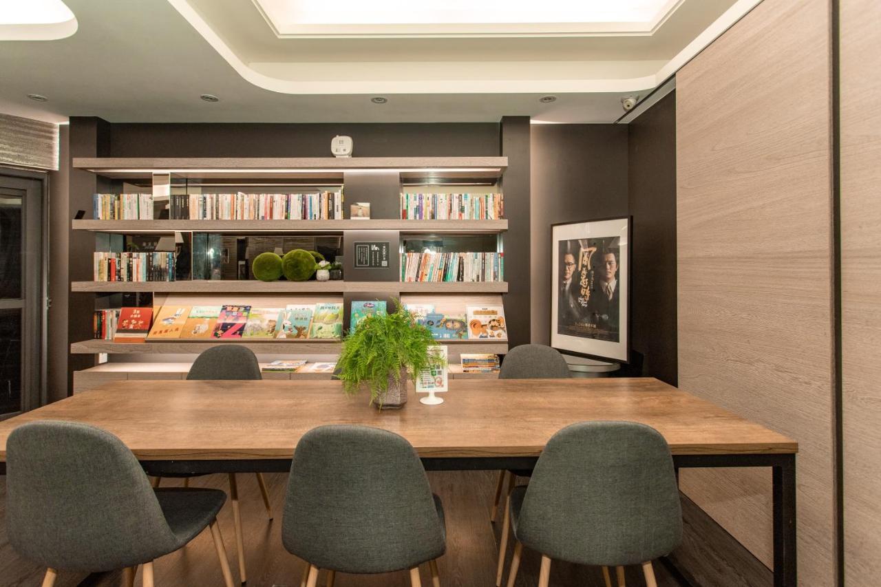 Hub Hotel Тучен Екстер'єр фото