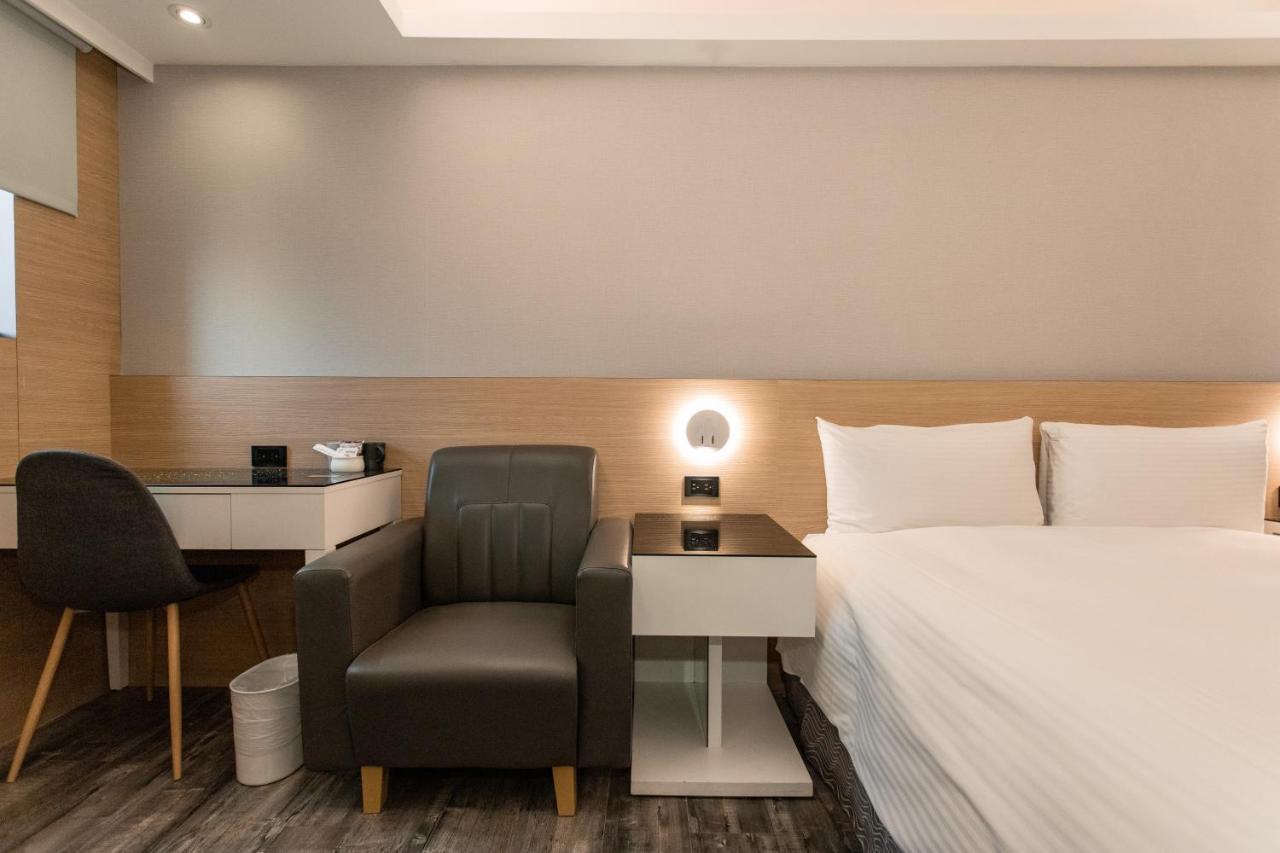 Hub Hotel Тучен Екстер'єр фото